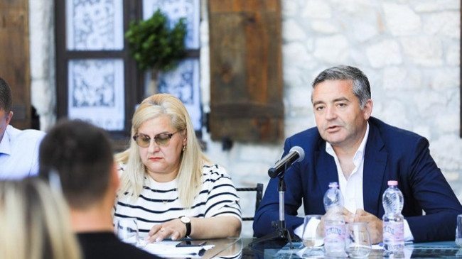 COVID-19 dhe sezoni veror/ Klosi: Prioriteti ynë, siguria e jetës