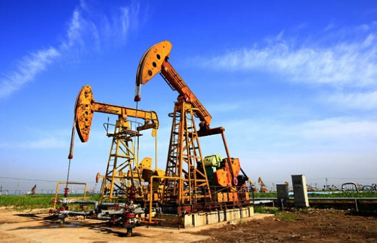 Agjencia Ndërkombëtare e Energjisë: Kërkesa globale e naftës do të rritet 6 për qind më 2021