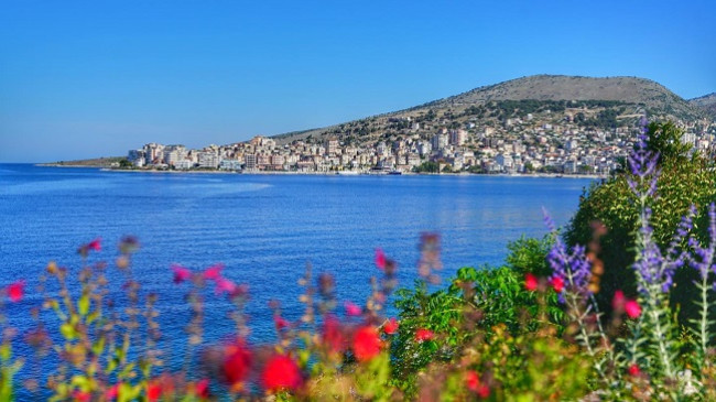 Shqipëria kaplohet nga një mot i nxehtë dhe me vapë me origjinë nga Afrika