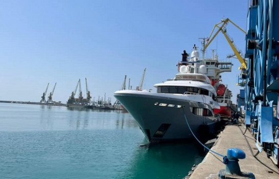 16 jahte turistike u ankoruan gjatë korrikut në portin e Durrësit