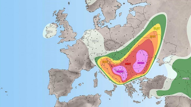 Alarm për stuhi në Ballkan, rrezikohen Shqipëria, Kosova dhe Maqedonia