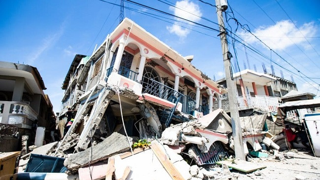 227 viktima nga tërmeti shkatërrimtar në Haiti