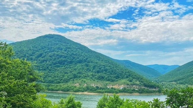 Sot mot i freskët dhe vende-vende me rrebeshe shiu në Kosovë