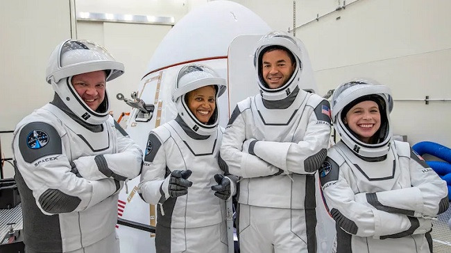 Misioni i parë privat i SpaceX niset më 15 shtator i udhëhequr nga miliarderi Isaacman