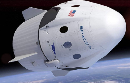 iPhone dhe Apple Watch pjesë e misionit të SpaceX në hapësirë