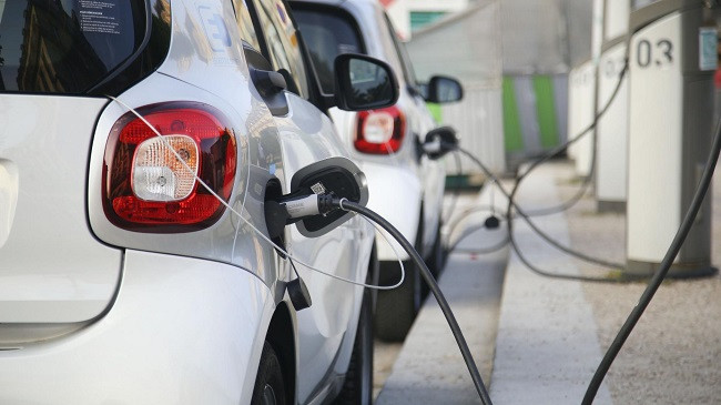 Makinat elektrike kanë kosto më të larta riparimi
