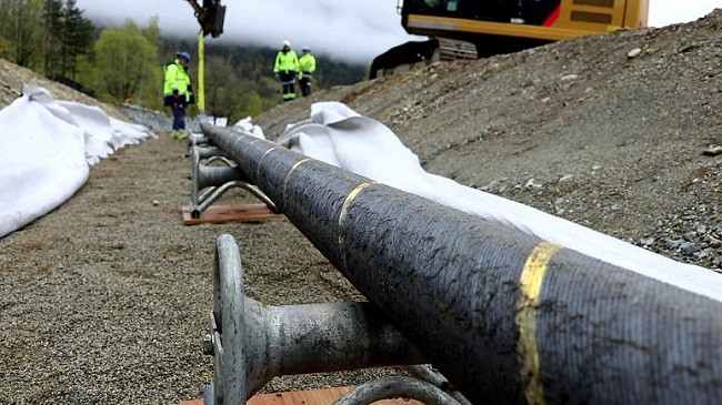 Kablloja më e gjatë nënujore e energjisë elektrike në botë që lidh Norvegjinë dhe Mbretërinë e Bashkuar tani është funksionale