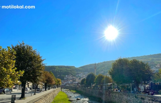 Diell dhe ngrohtë, nga e mërkura priten reshje shiu në Kosovë