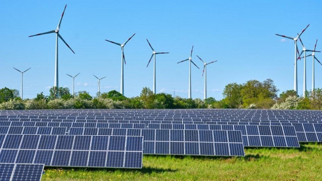Kriza energjetike ngre pikëpyetje mbi premtimet për energji të pastër