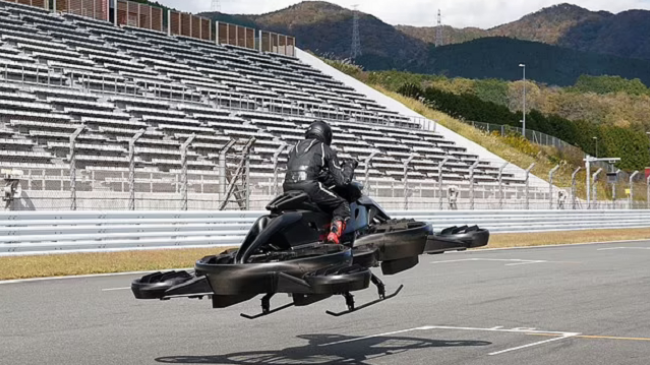 Motoçikleta fluturuese e realizuar në Japoni del në treg vitin 2022