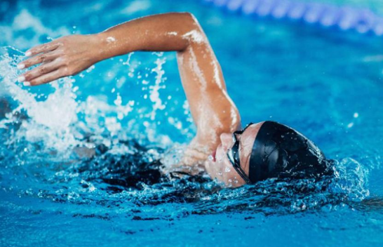 Noti, sporti që ju aktivizon gjithë muskujt e trupit