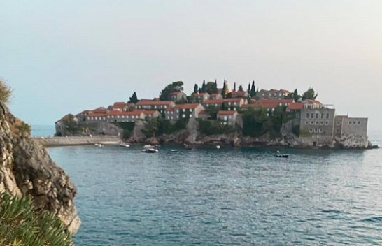Fundjavë me vranësira e shi në Mal të Zi