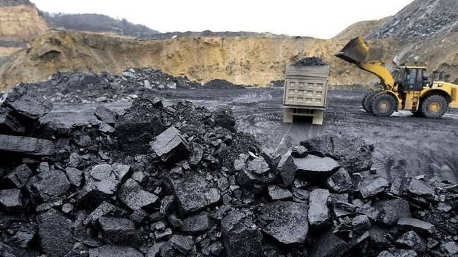 Kina thyen rekord në prodhimin e qymyrit