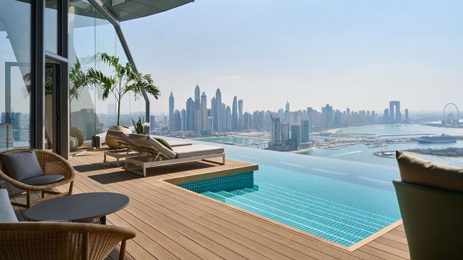 Dubai, hapet pishina më e lartë në botë
