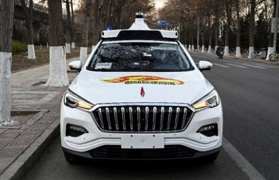 'Robotaksi' i parë hyn në shërbim në Pekin