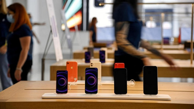 Kriza e mikroçipeve ul ndjeshëm shitjen telefonave të mençur