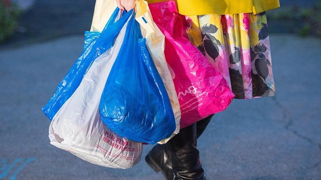 Nga sot ndalohet përdorimi i qeseve plastike në Maqedoninë e Veriut
