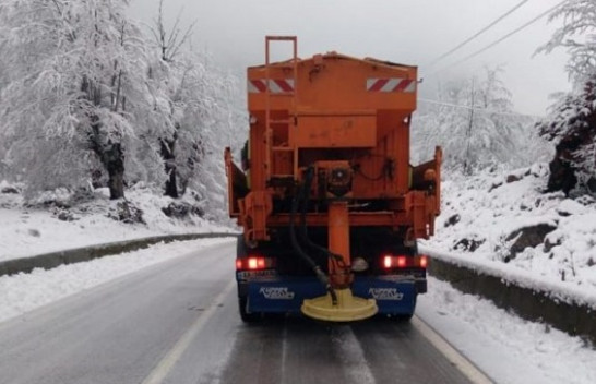 Borë dhe shi në Kukës, kjo është gjendja e rrugëve