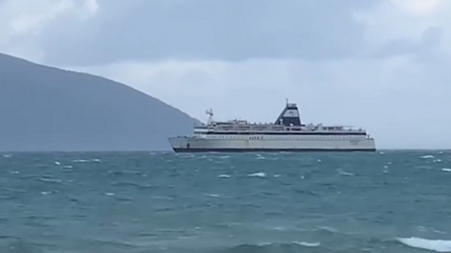 Moti i ligë, pezullohet lundrimi detar në Vlorë