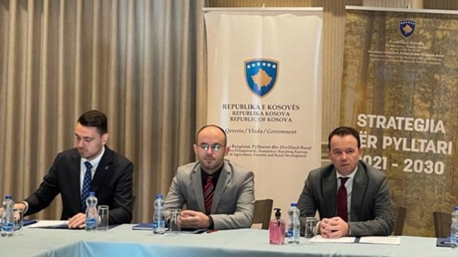 Ministri Faton Peci: Politikat e sektorit të pylltarisë do të bazohen në Strategji