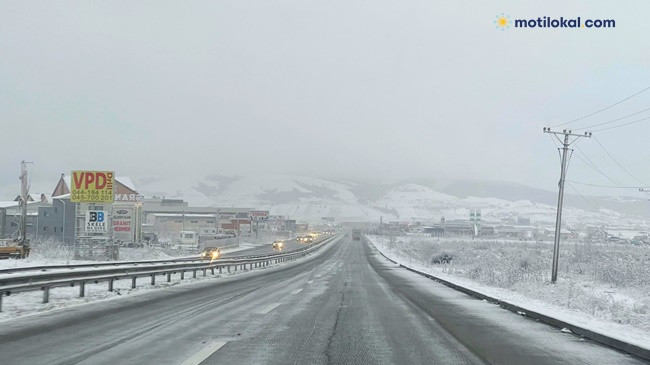 Kjo është gjendja e rrugëve që shpien në pikat kufitare të Kosovës