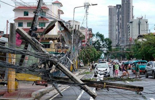 Shkon në 33 numri i viktimave nga tajfuni në Filipine