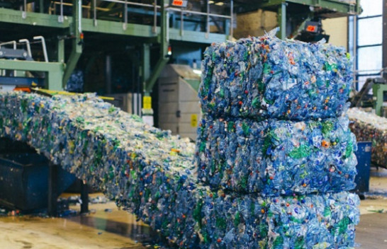 Pse duhet të riciklojmë mbetjet e plastikës?