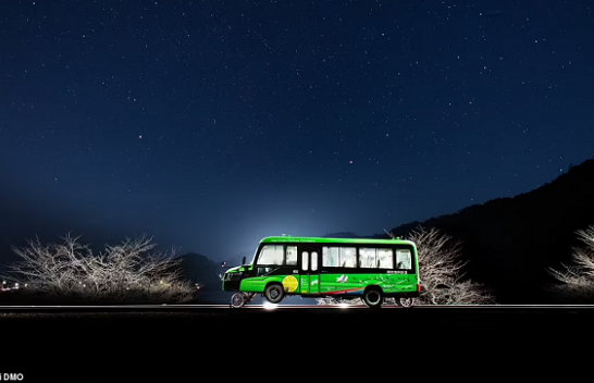Ky është autobusi japonez që shndërrohet në tren brenda 15 sekondave