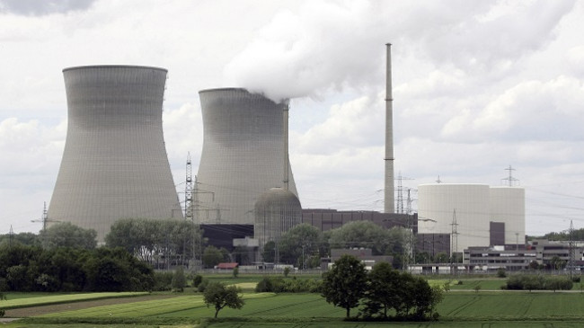 Gjermania mbyll tre centrale bërthamore