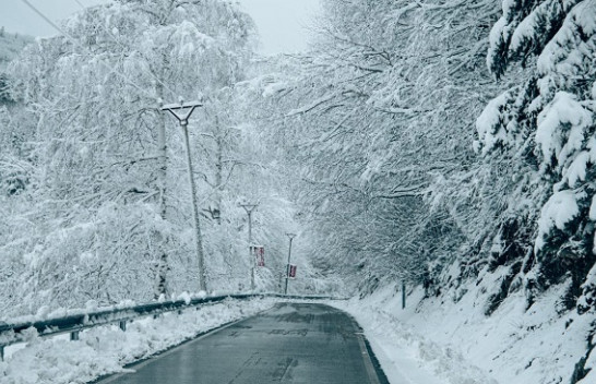 Mot i ftohtë në Shqipëri