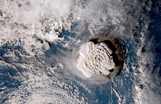 NASA: Shpërthimi i vullkanit në Tonga 500 herë më i fuqishëm se bomba atomike e Hiroshimës
