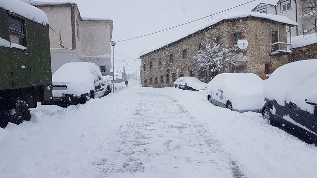 Dëbora mbulon Kukësin, trashësia në Shishtavec arrin në 40 centimetra