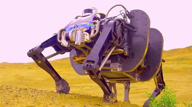 Kina prodhon robotin më të madh në botë me katër këmbë