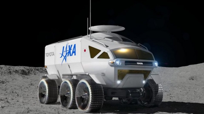 Toyota prek hapësirën [Foto]