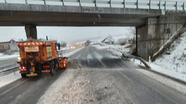 Borë në Kosovë/ Ministria e Infrastrukturës thirrje për kujdes të shtuar
