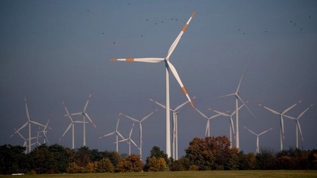 Energjia nga era është rikthyer në Evropë teksa stuhitë nxisin prodhim rekord
