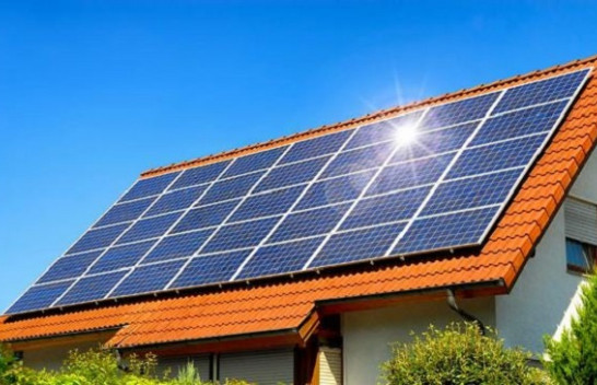 Kriza e energjisë nxit kërkesën për instalimin e paneleve diellore