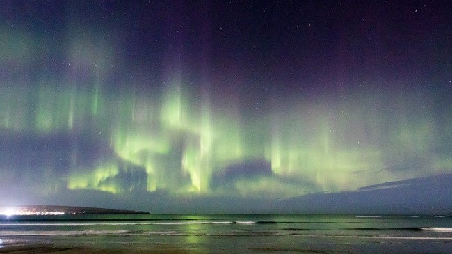Aurora Borealis ndriçon qiellin mbi Skoci [Foto]