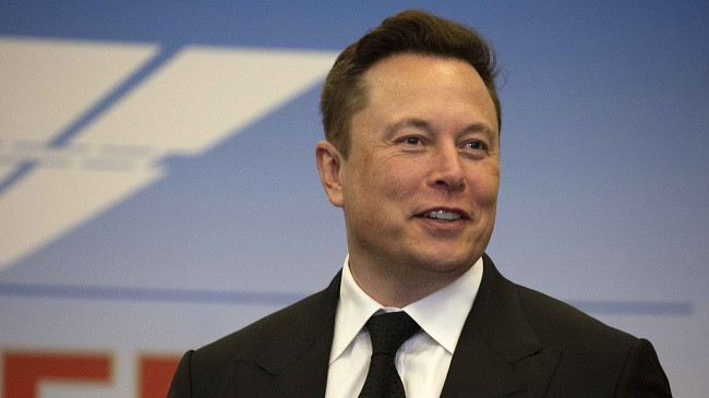 Musk vë bast: Ky produkt do të shitet më shumë se Tesla në pak vite