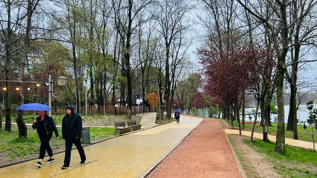Kthjellime, vranësira e reshje shiu në Shqipëri