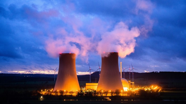 Disa vende evropiane shqyrtojnë kthimin tek energjia bërthamore