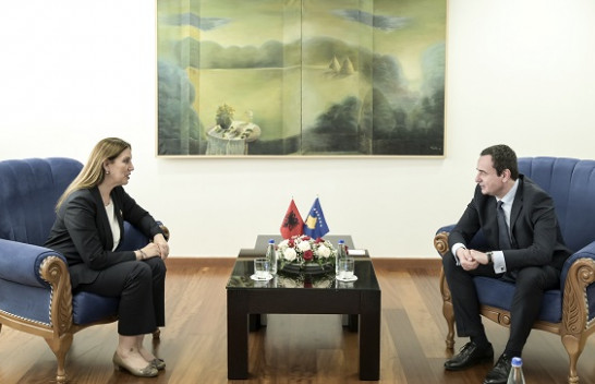 Kurti dhe Kumbaro diskutuan për angazhimin e përbashkët në turizëm