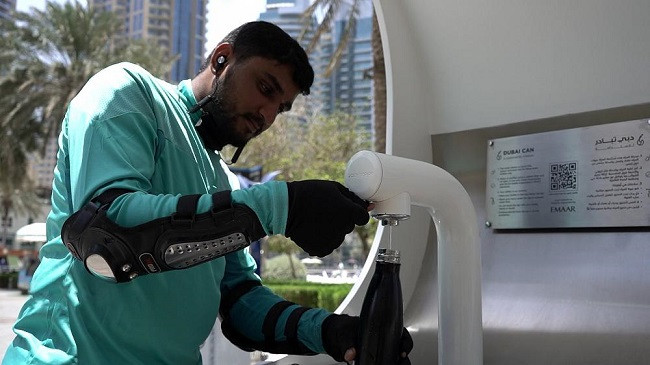 Dubai zvogëlon varësinë nga plastika me një përdorim