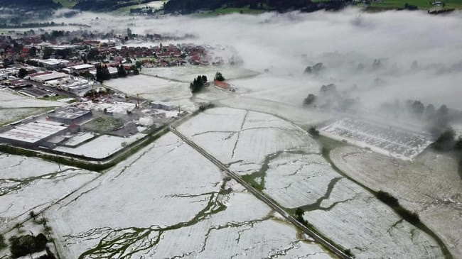 Stuhi 'apokaliptike' breshëri godet Gjermaninë [Foto]