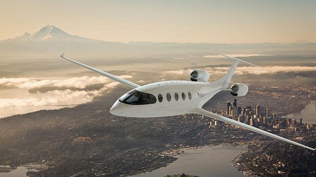 Aeroplanët elektrikë mund të jenë hapi i parë i madh për uljen e emetimeve të karbonit