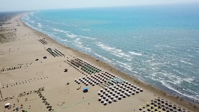 Plazhet e Fierit, destinacion i preferuar për pushuesit vendas dhe të huaj