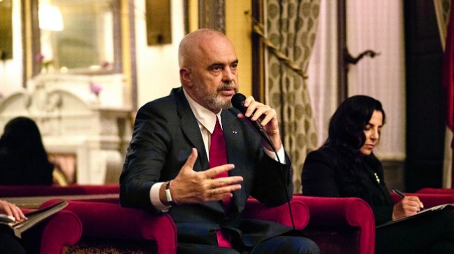 Rama: Në nëntokën shqiptare është zbuluar një sasi e madhe gazi dhe nafte
