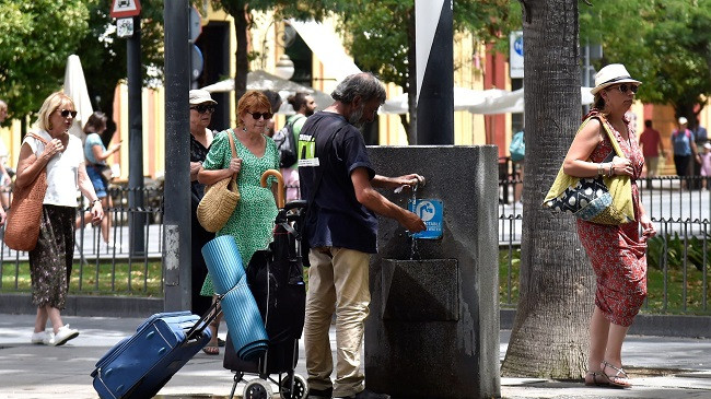 Spanja goditet nga vala e dytë e të nxehtit, temperaturat arrijnë në 43 gradë