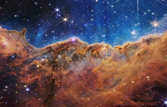 Fotografi që të lë pa frymë nga James Webb, publikohet Carina Nebula e njohur si 'shkëmbi kosmik'