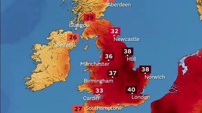 Hera e parë në histori, 'kodi i kuq' për temperaturat e nxehta në Britaninë e Madhe